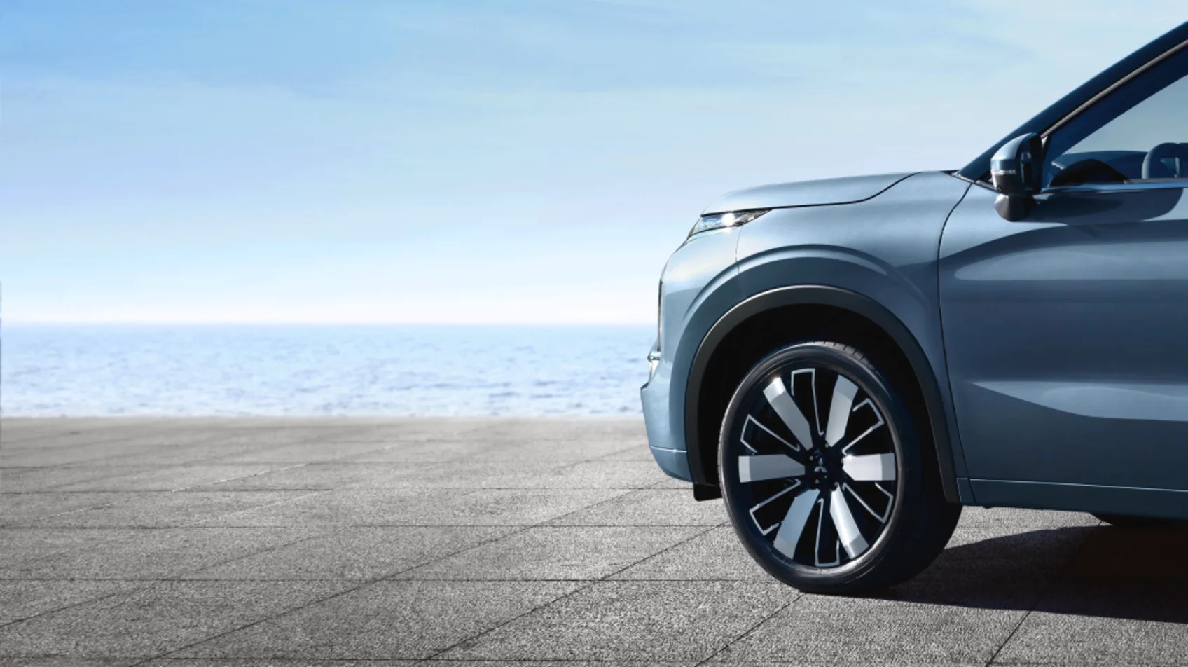 Mitsubishi-Outlander_2026-shaked_showroom-exterior_03